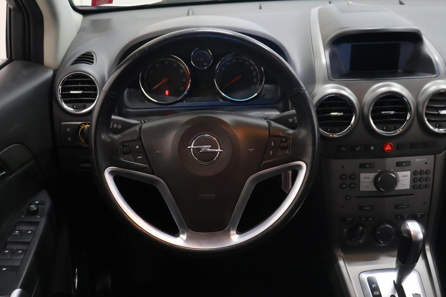 Opel Antara vaihtoauto