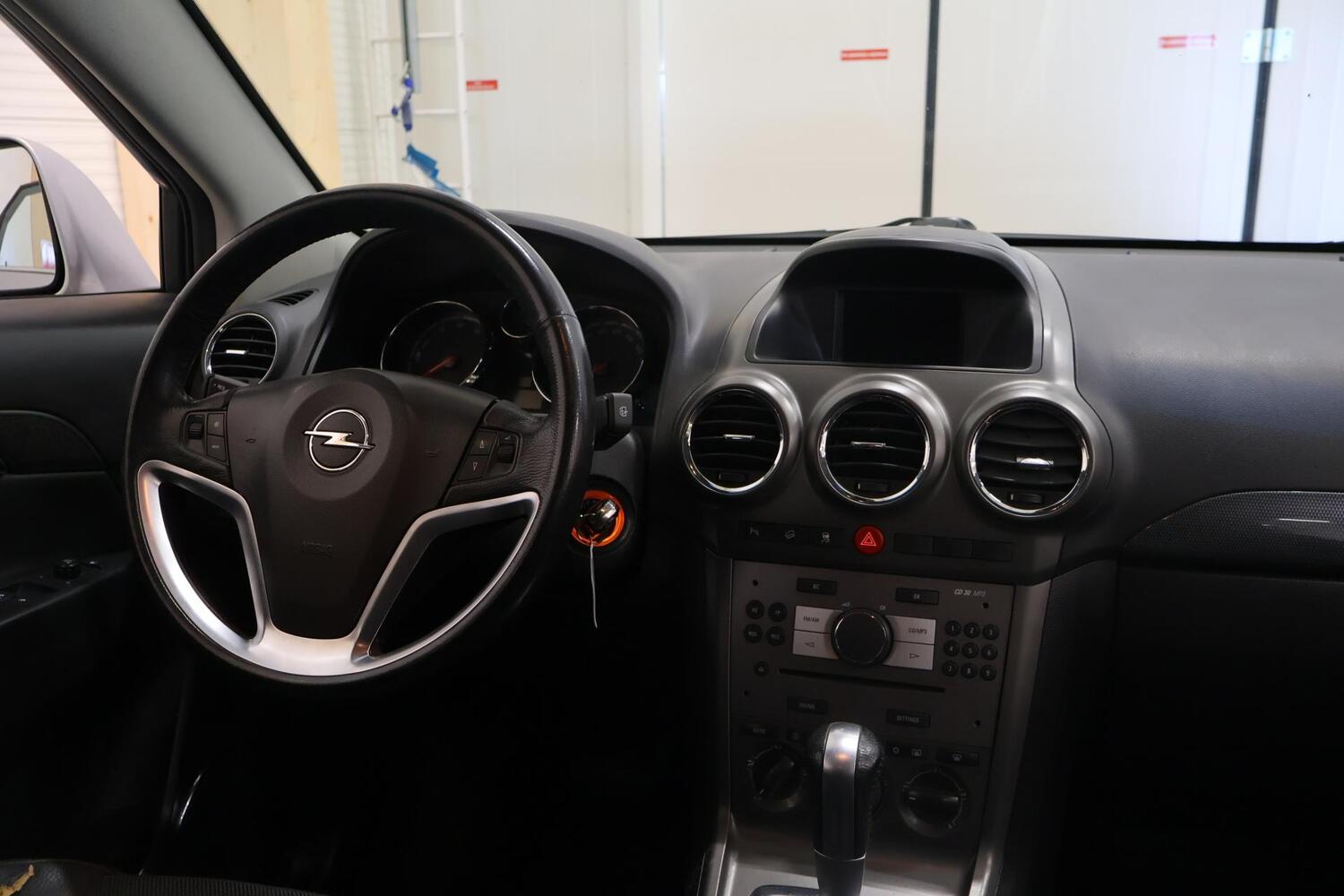 Opel Antara vaihtoauto