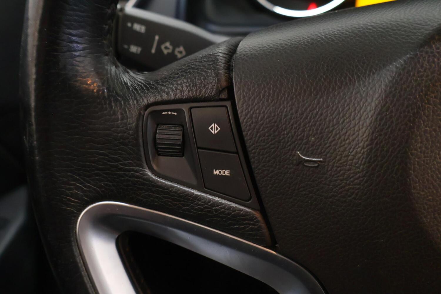 Opel Antara vaihtoauto