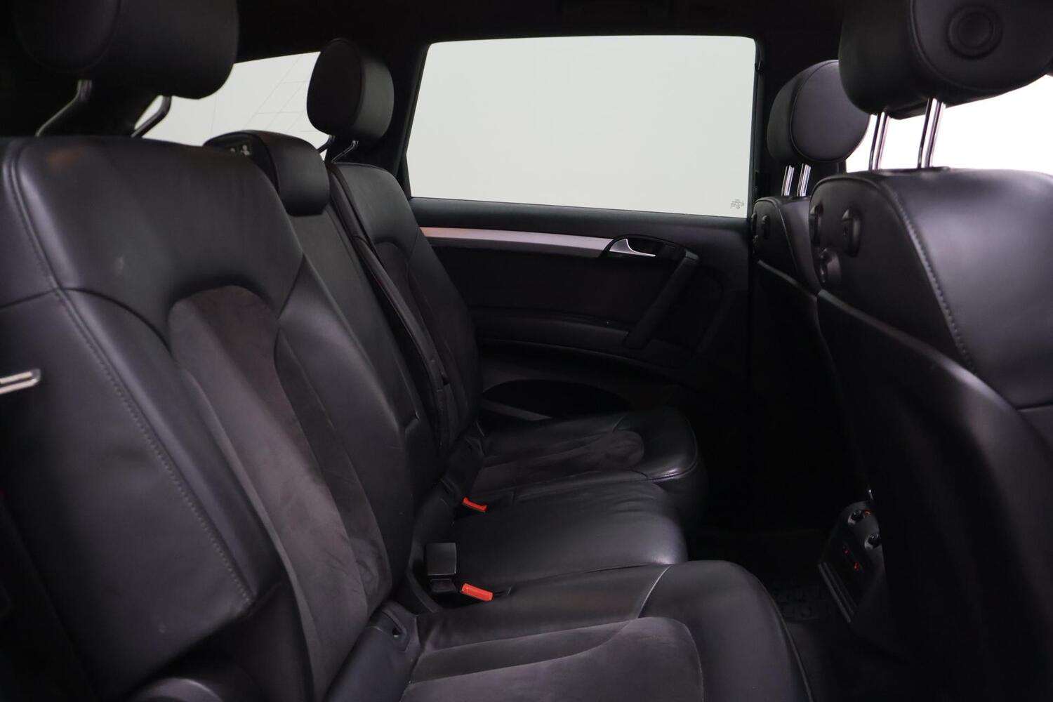 Audi Q7 vaihtoauto