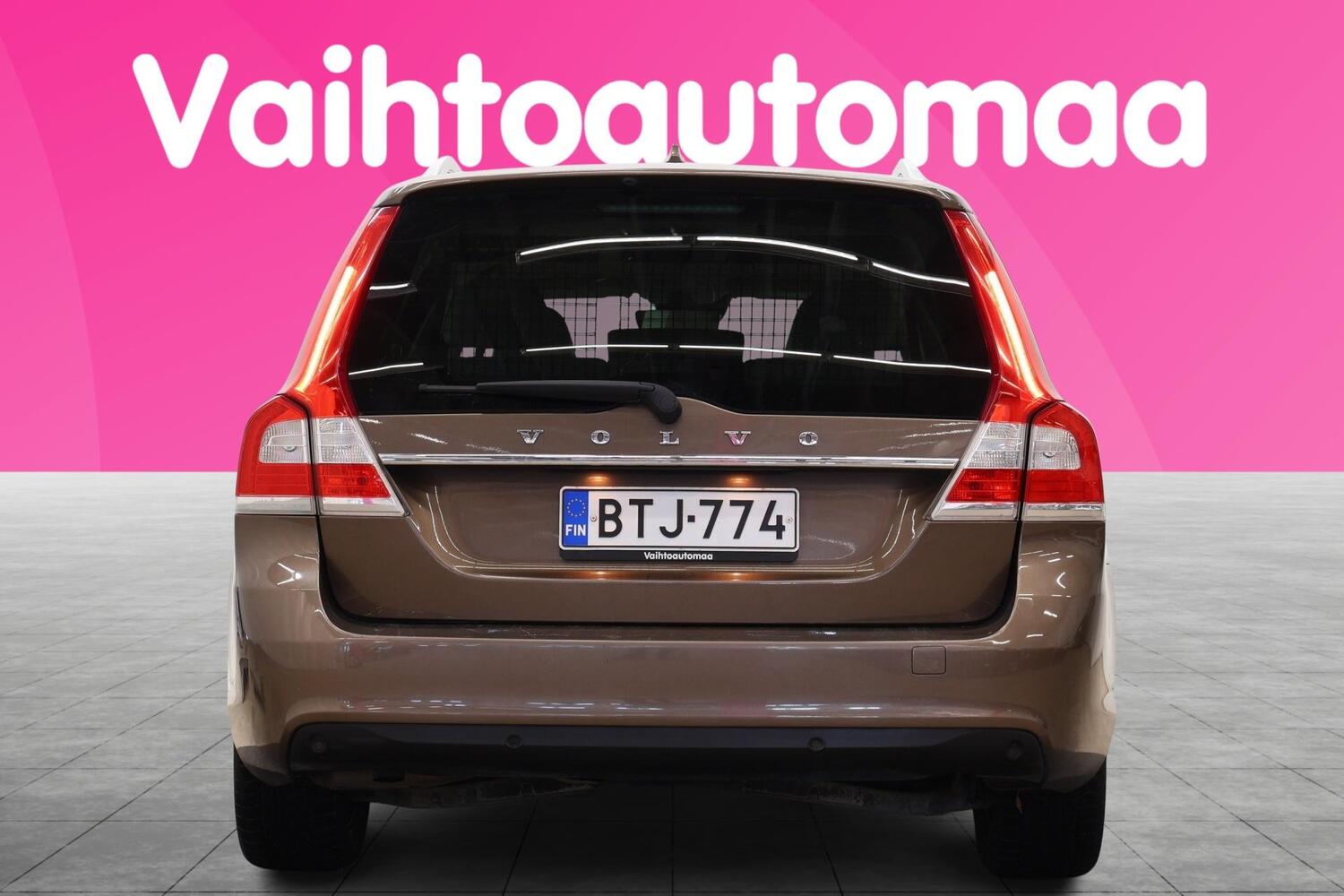 Volvo V70 vaihtoauto