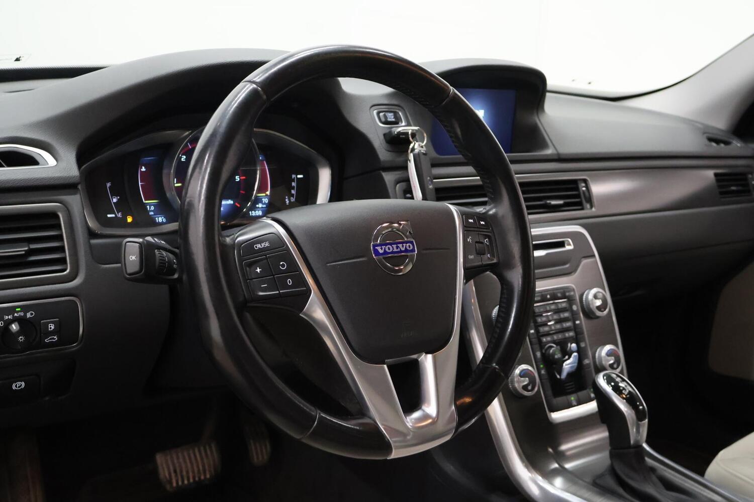 Volvo V70 vaihtoauto