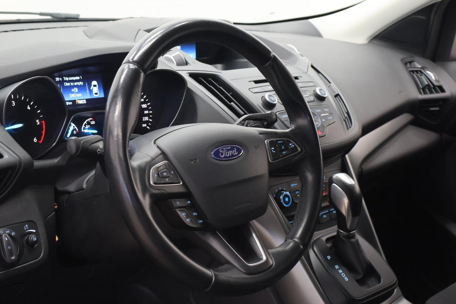 Ford Kuga vaihtoauto