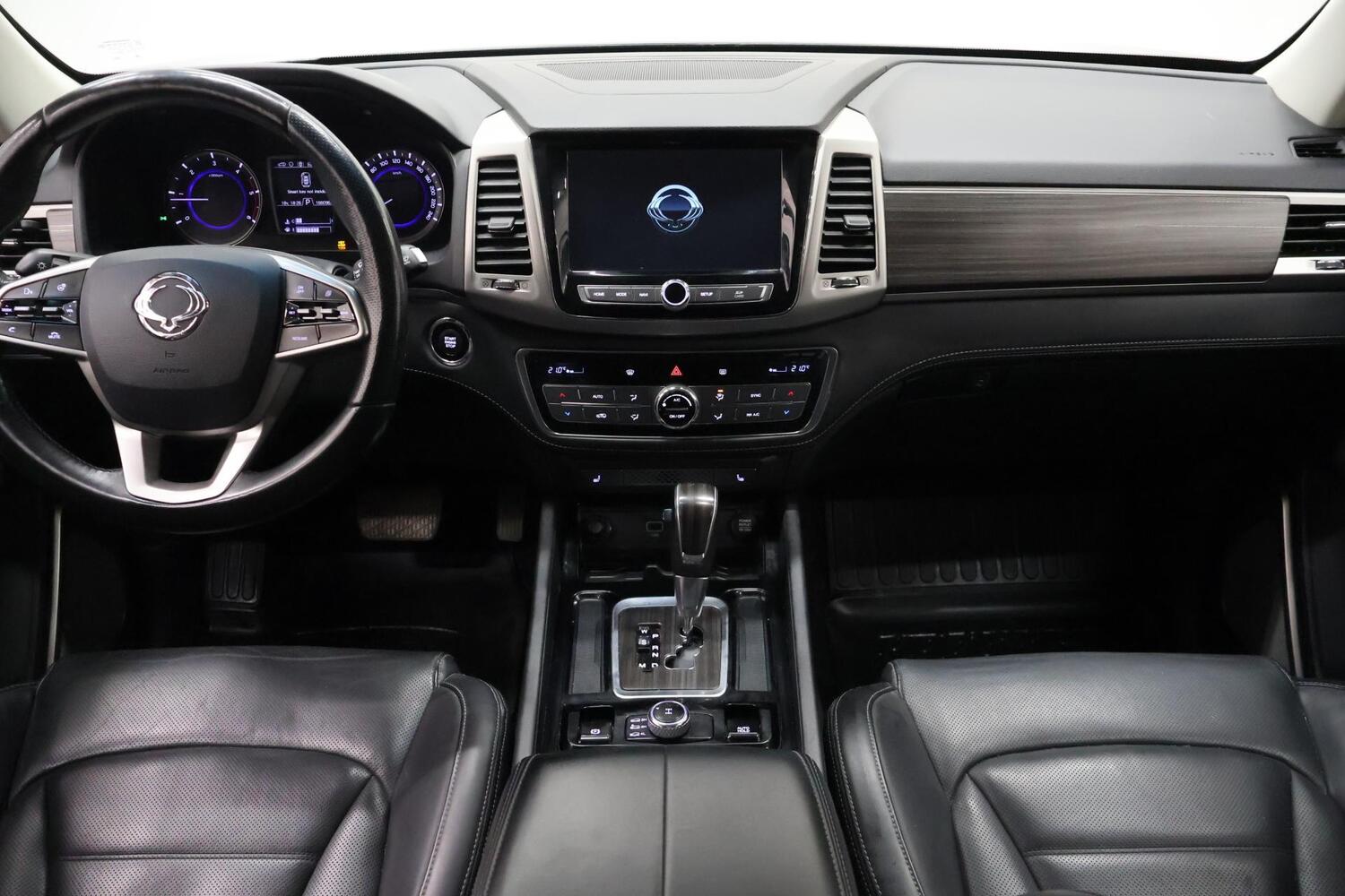 SsangYong Rexton vaihtoauto