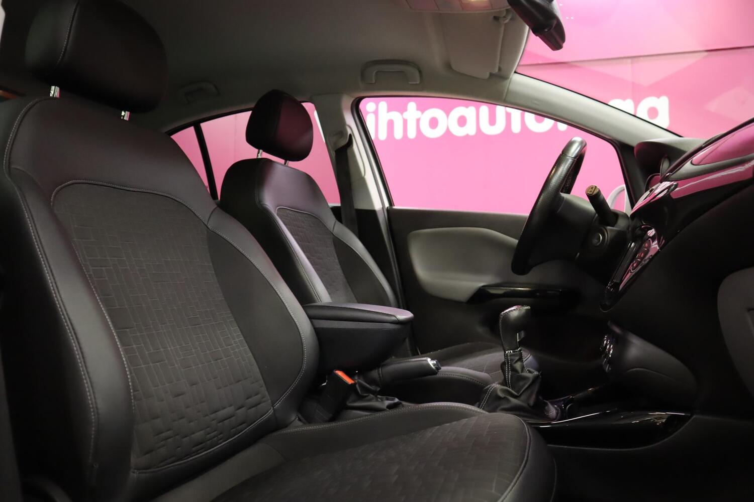 Opel Corsa vaihtoauto