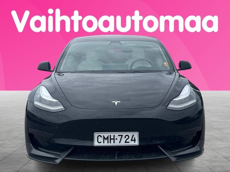 Tesla Model 3 vaihtoauto