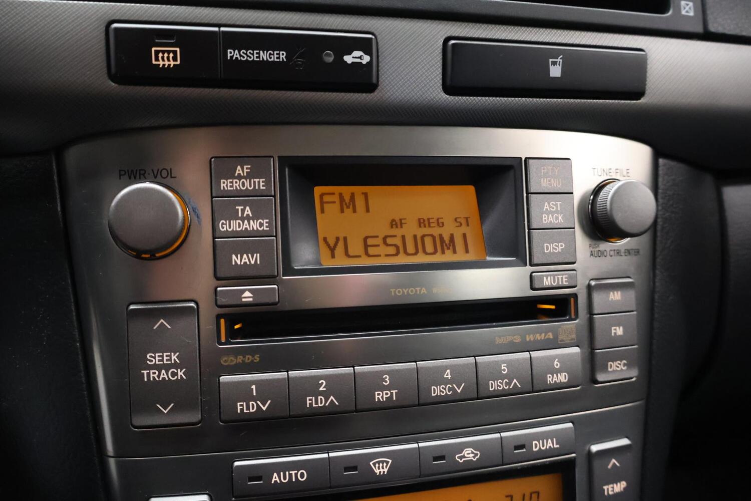 Toyota Avensis vaihtoauto