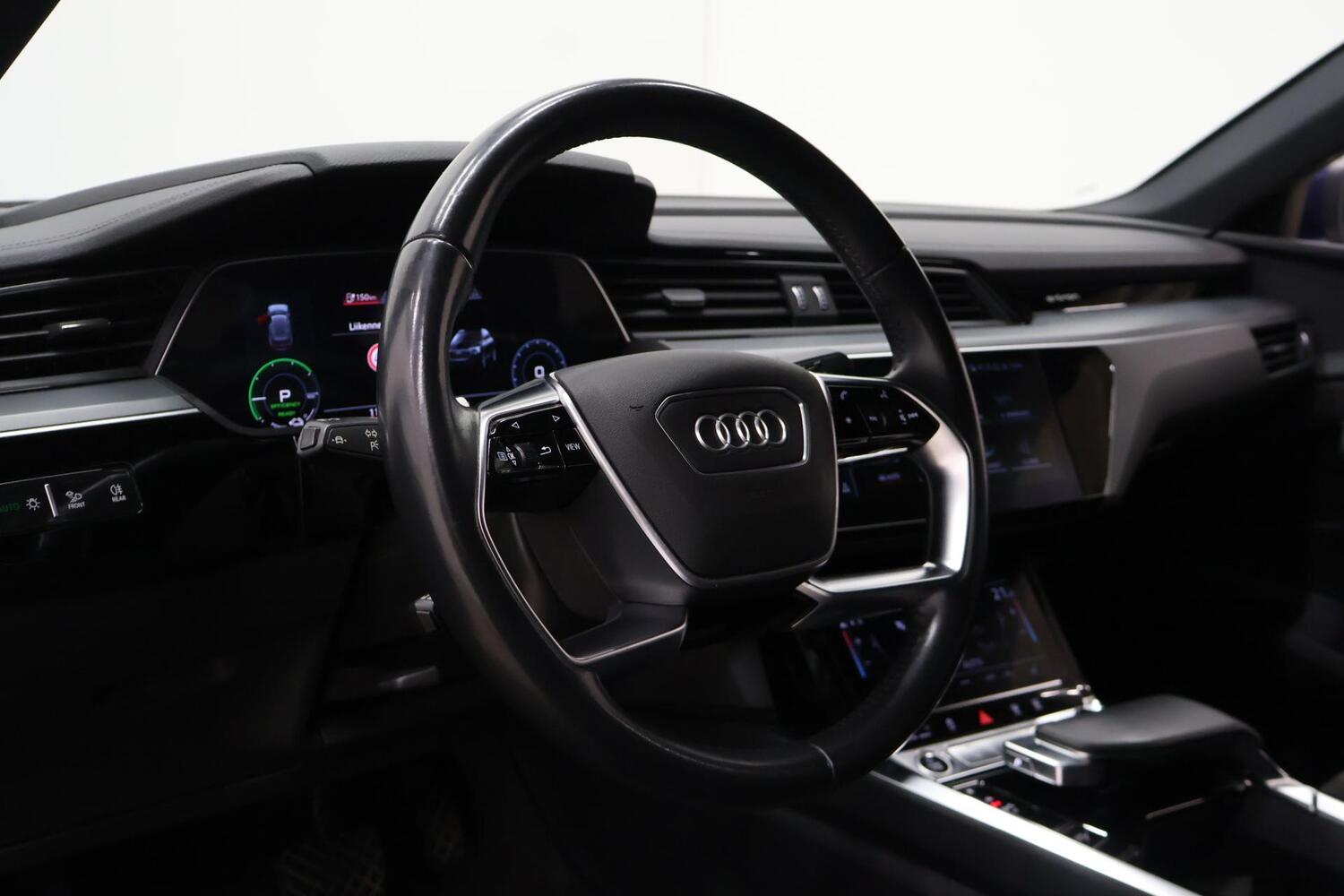 Audi e-tron vaihtoauto
