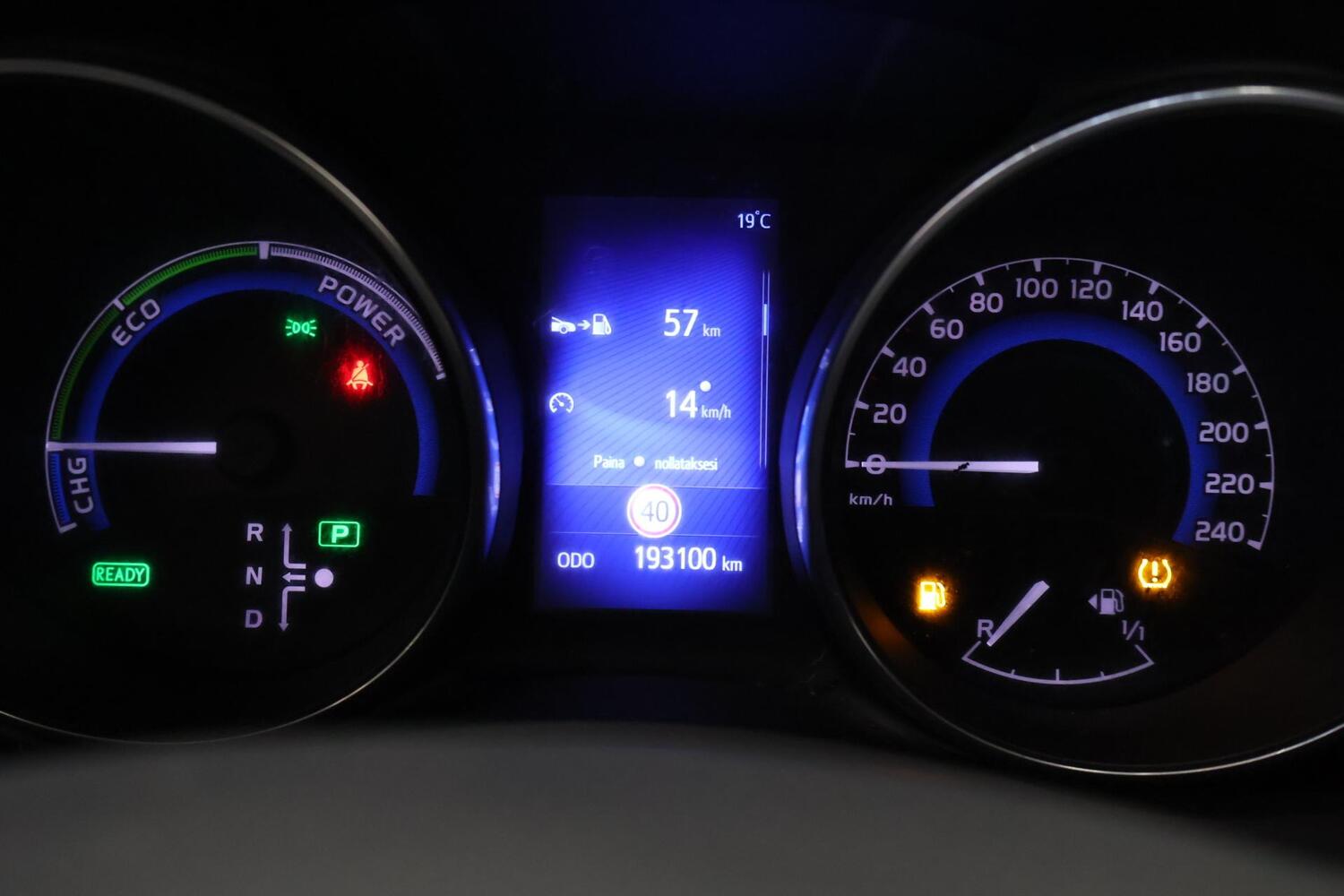 Toyota Auris vaihtoauto