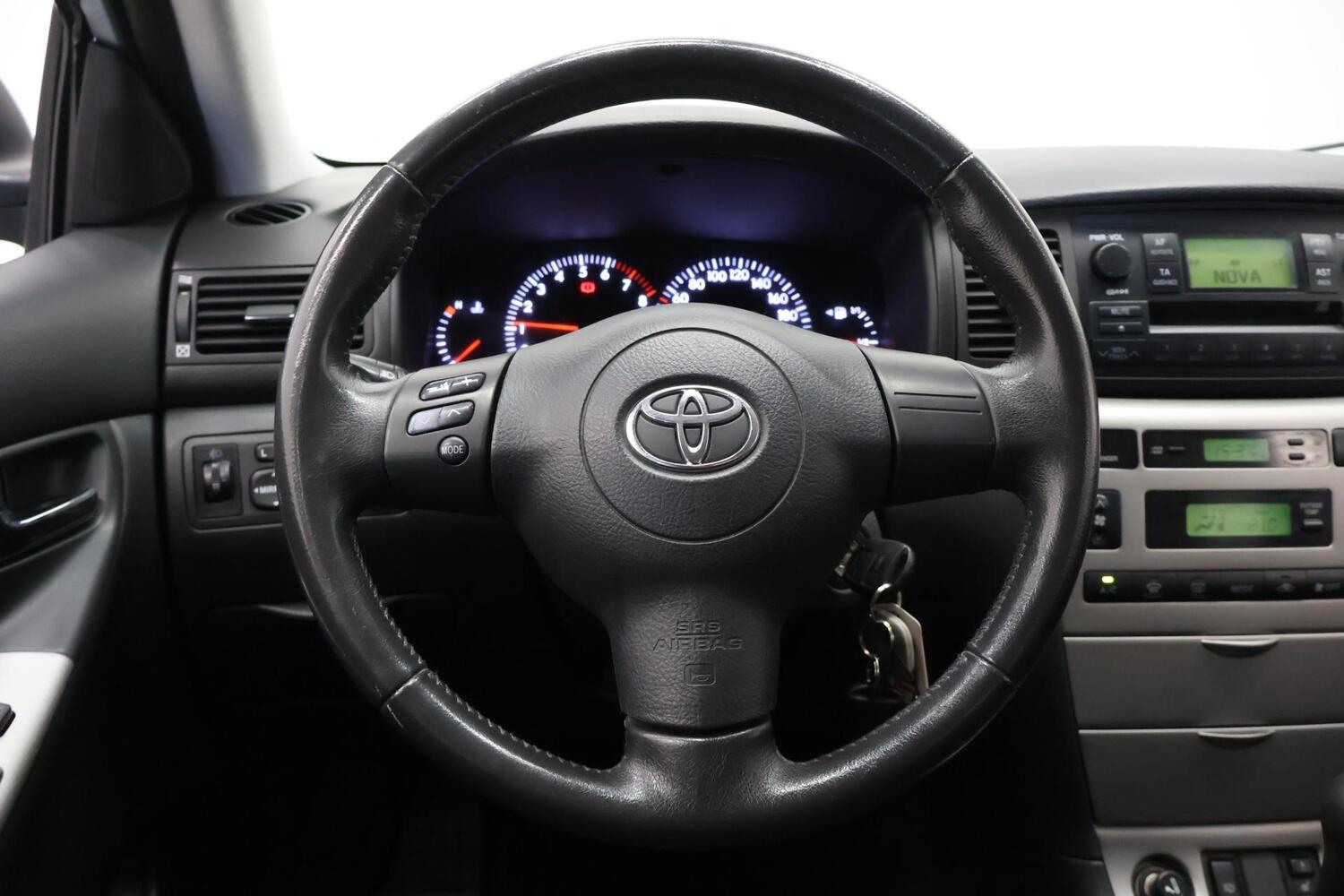 Toyota Corolla vaihtoauto