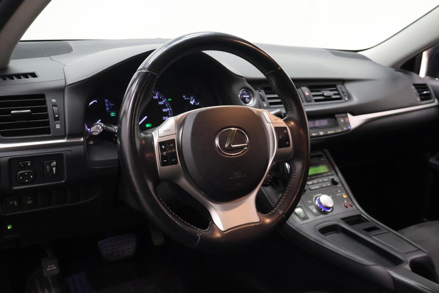 Lexus CT vaihtoauto