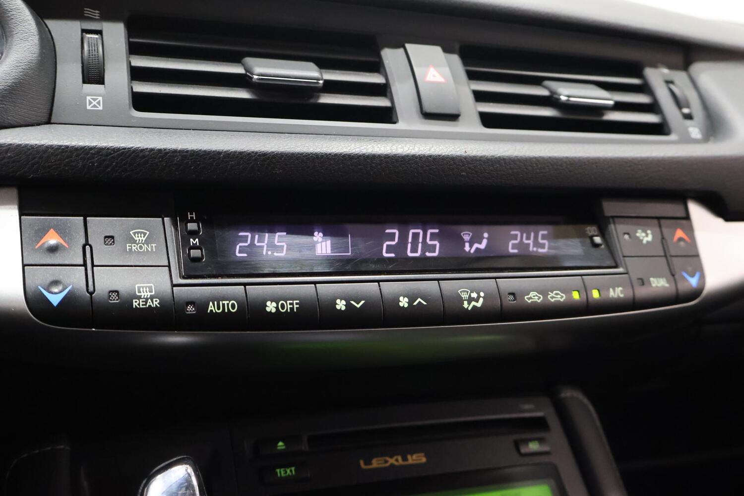 Lexus CT vaihtoauto