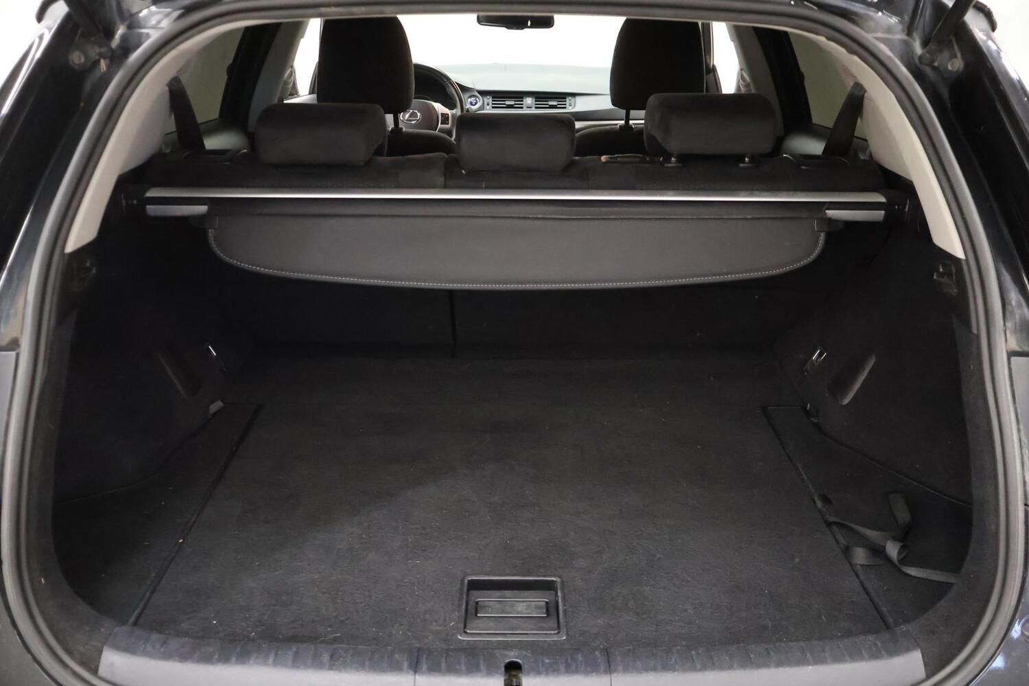 Lexus CT vaihtoauto