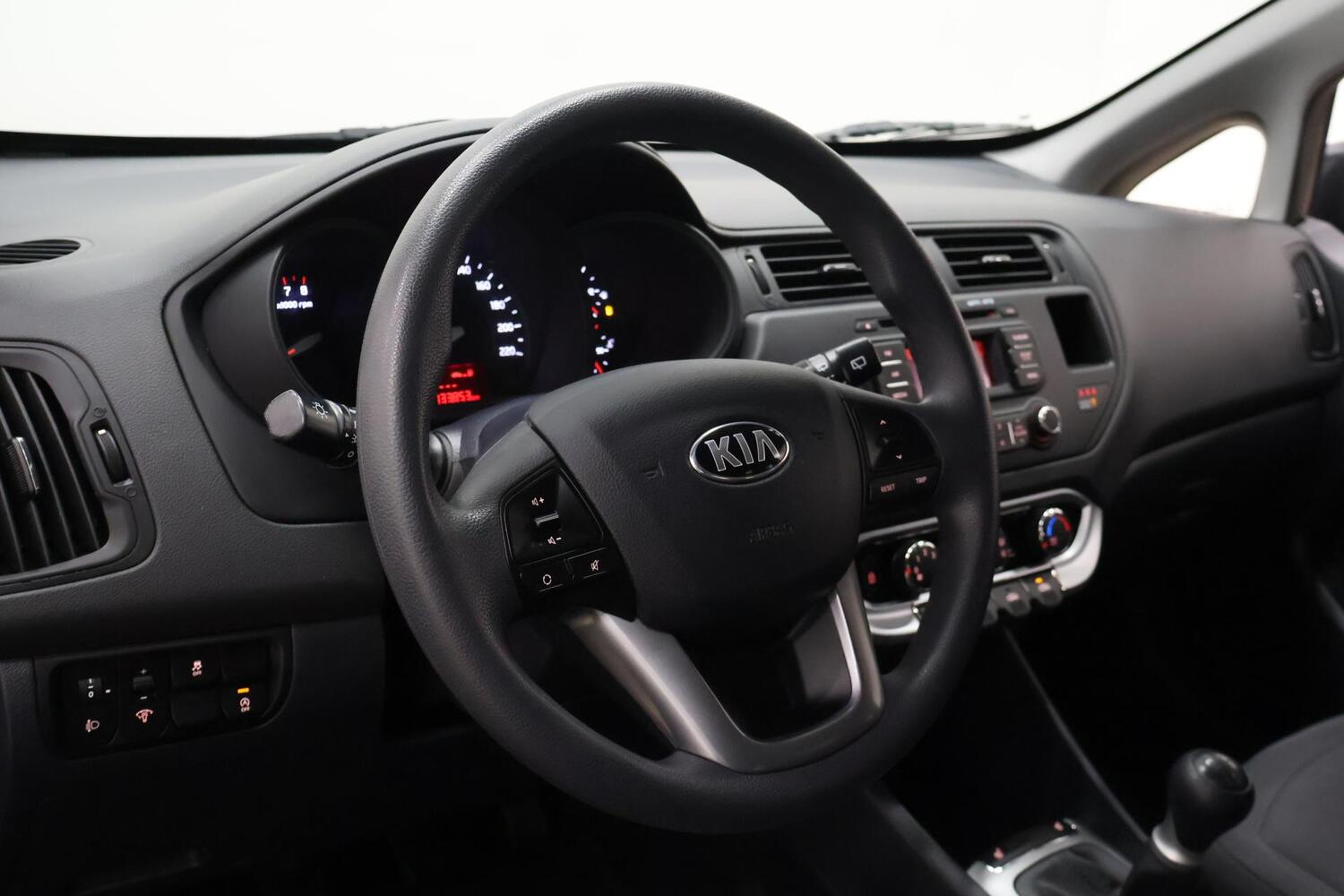 Kia Rio vaihtoauto