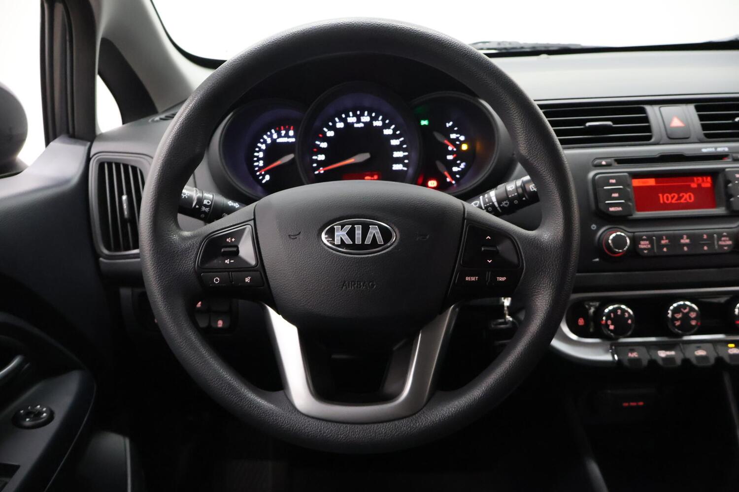Kia Rio vaihtoauto