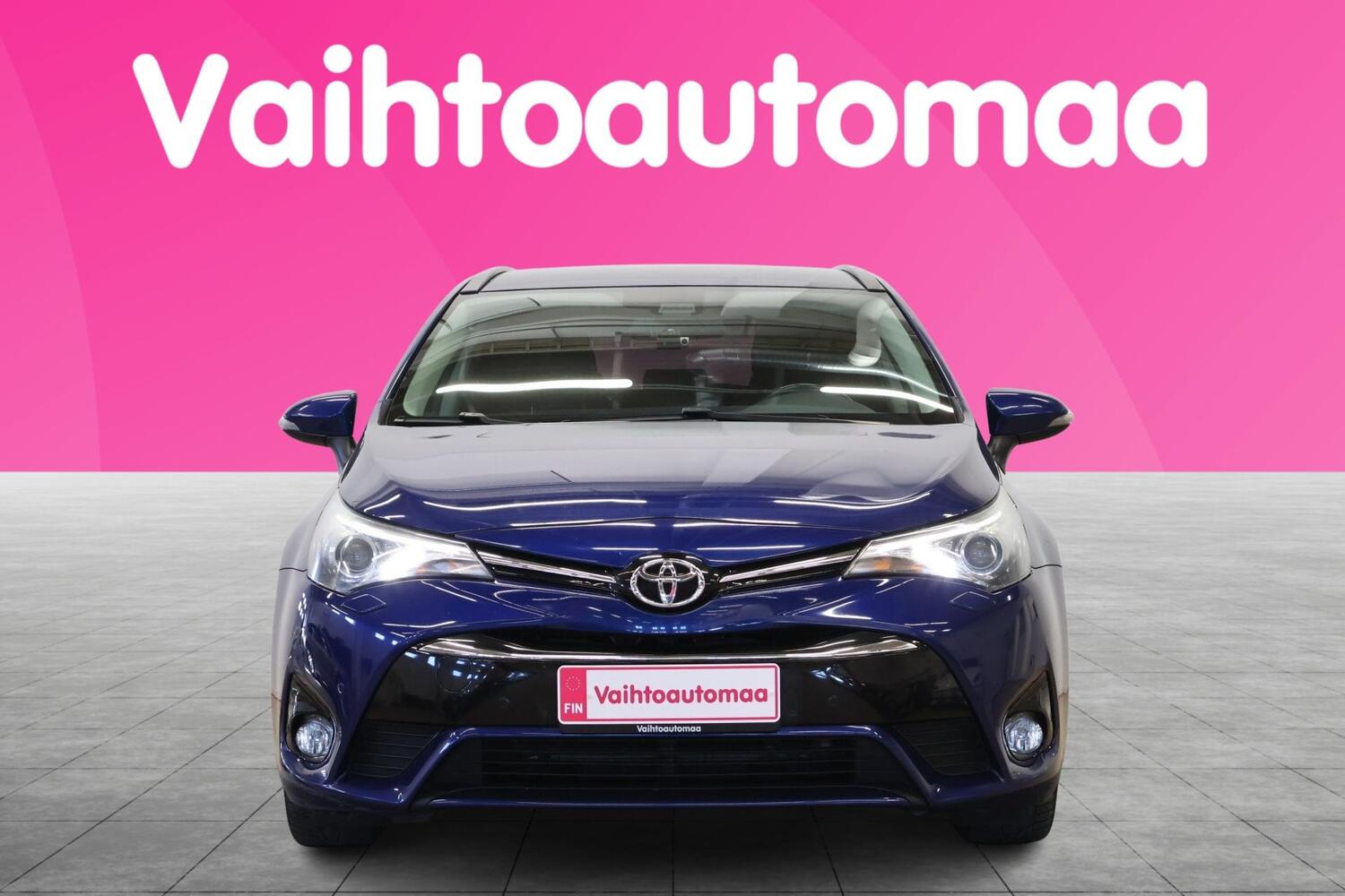 Toyota Avensis vaihtoauto