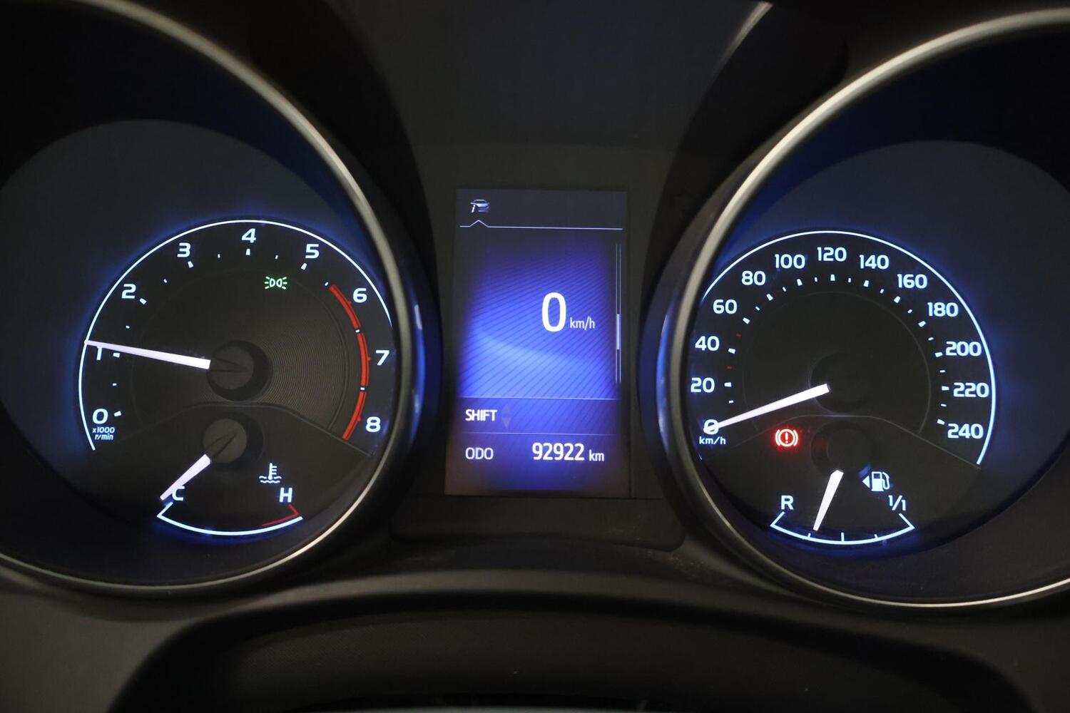 Toyota Auris vaihtoauto