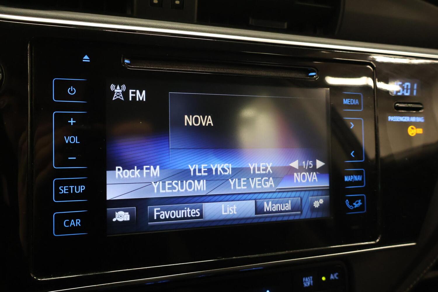 Toyota Auris vaihtoauto