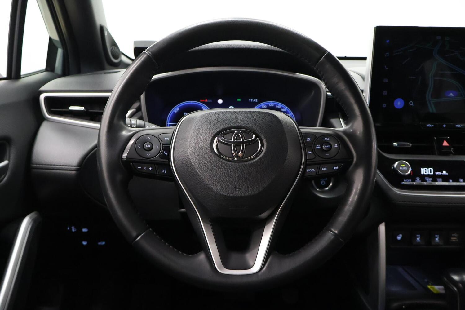 Toyota Corolla Cross vaihtoauto