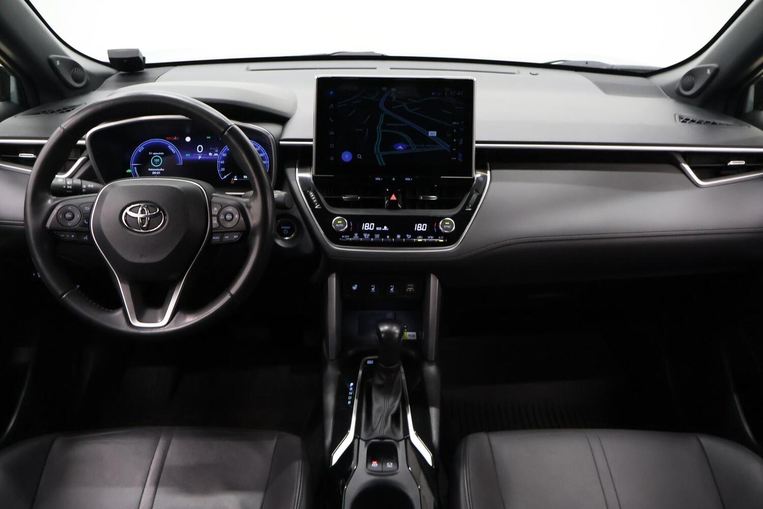 Toyota Corolla Cross vaihtoauto