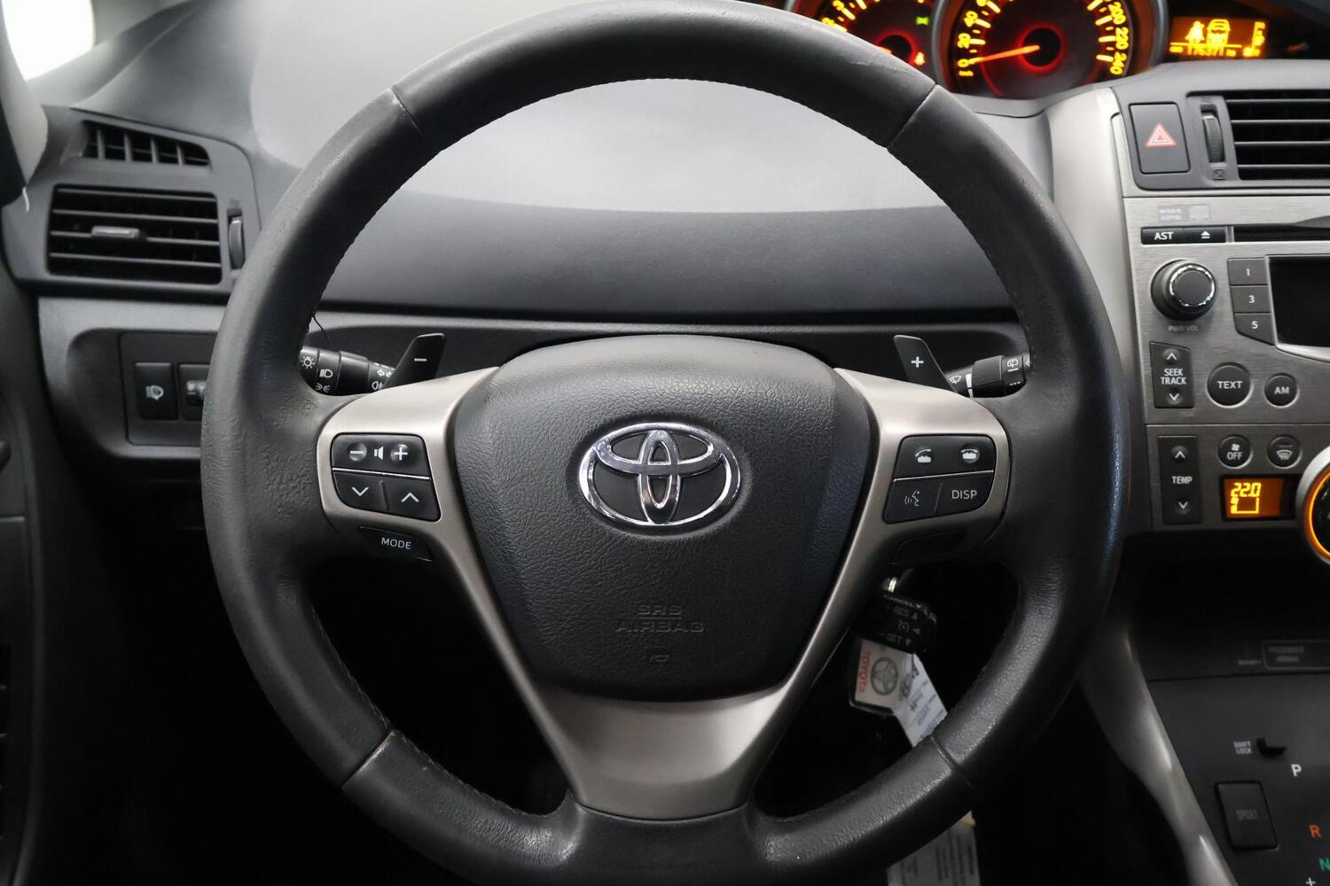 Toyota Verso vaihtoauto