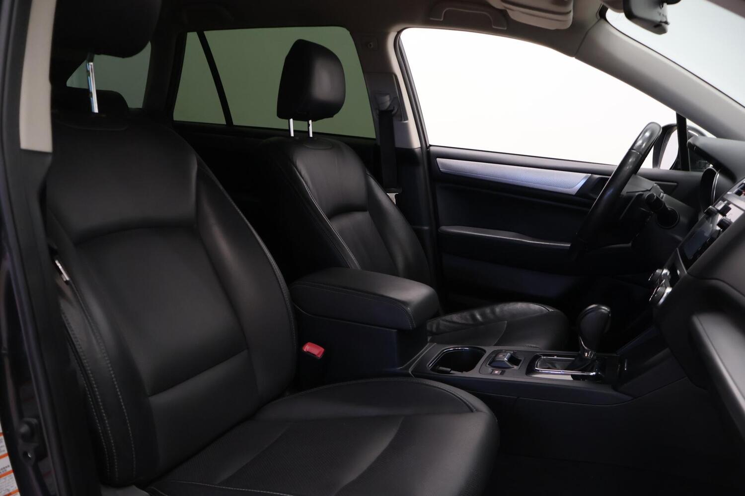 Subaru Outback vaihtoauto