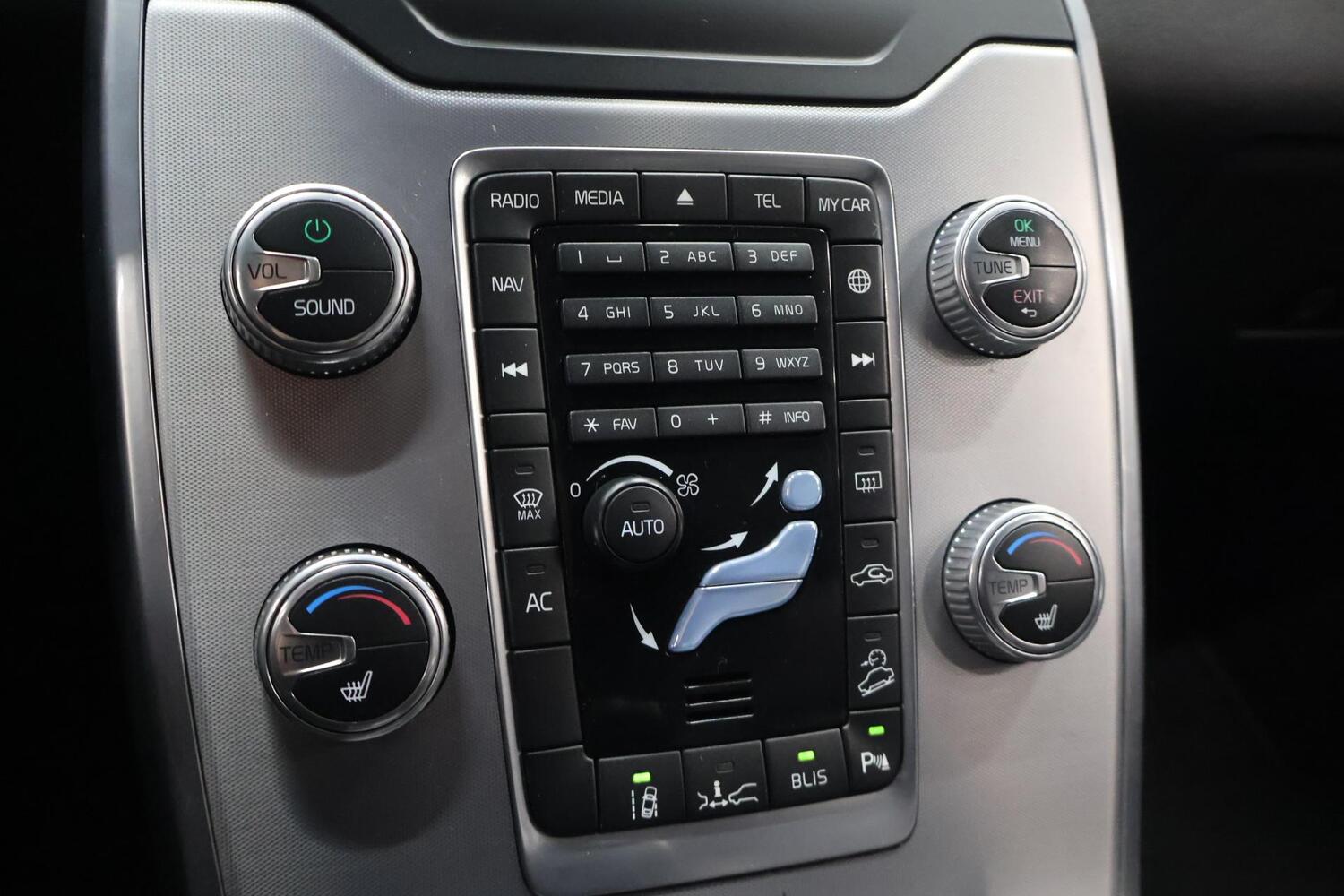 Volvo XC70 vaihtoauto
