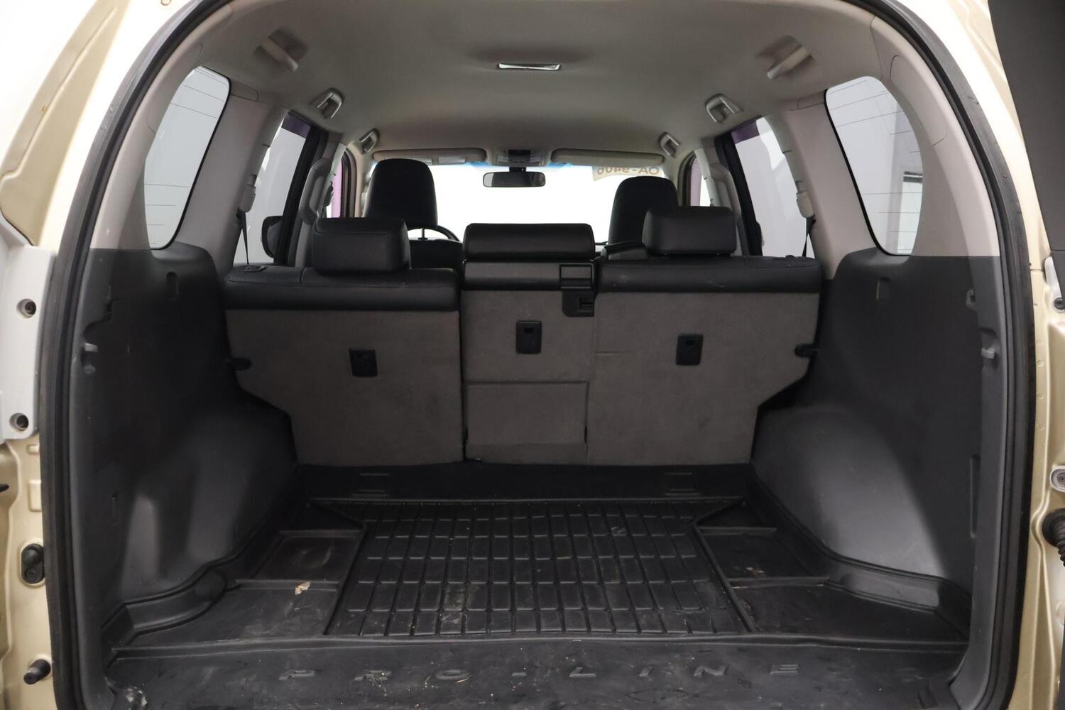Toyota Land Cruiser vaihtoauto