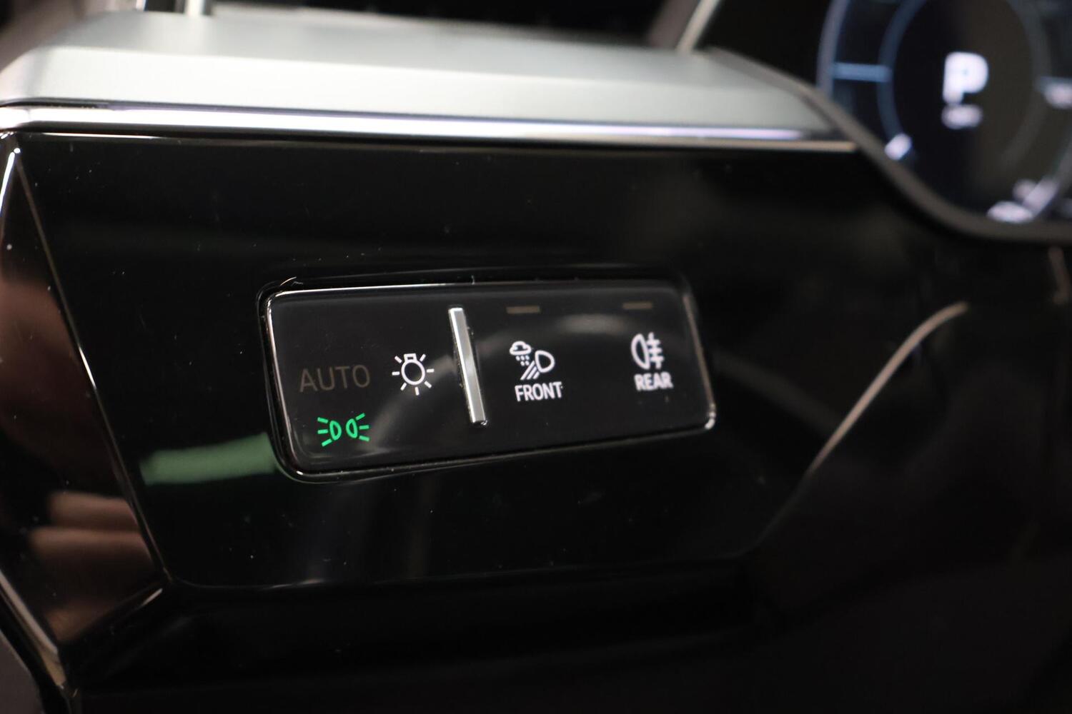 Audi Q8 e-tron vaihtoauto