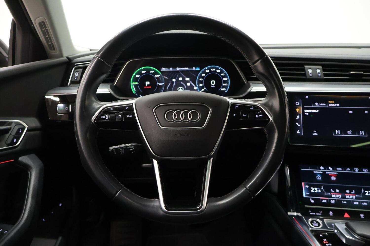 Audi Q8 e-tron vaihtoauto