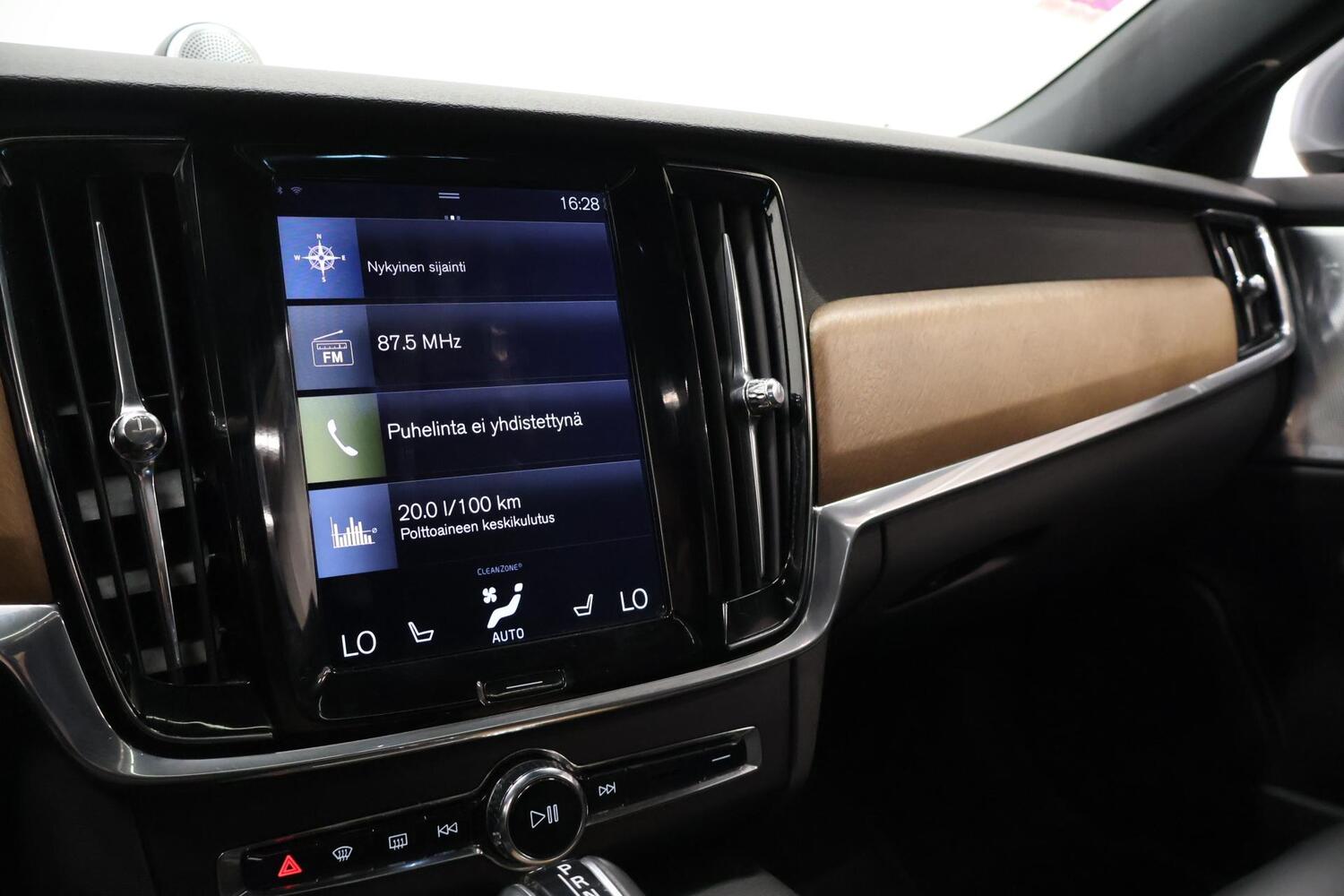 Volvo S90 vaihtoauto