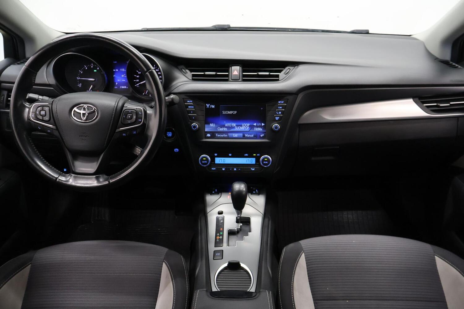 Toyota Avensis vaihtoauto