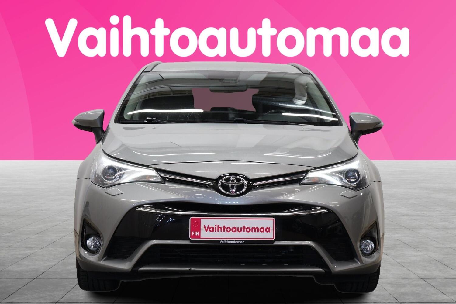 Toyota Avensis vaihtoauto