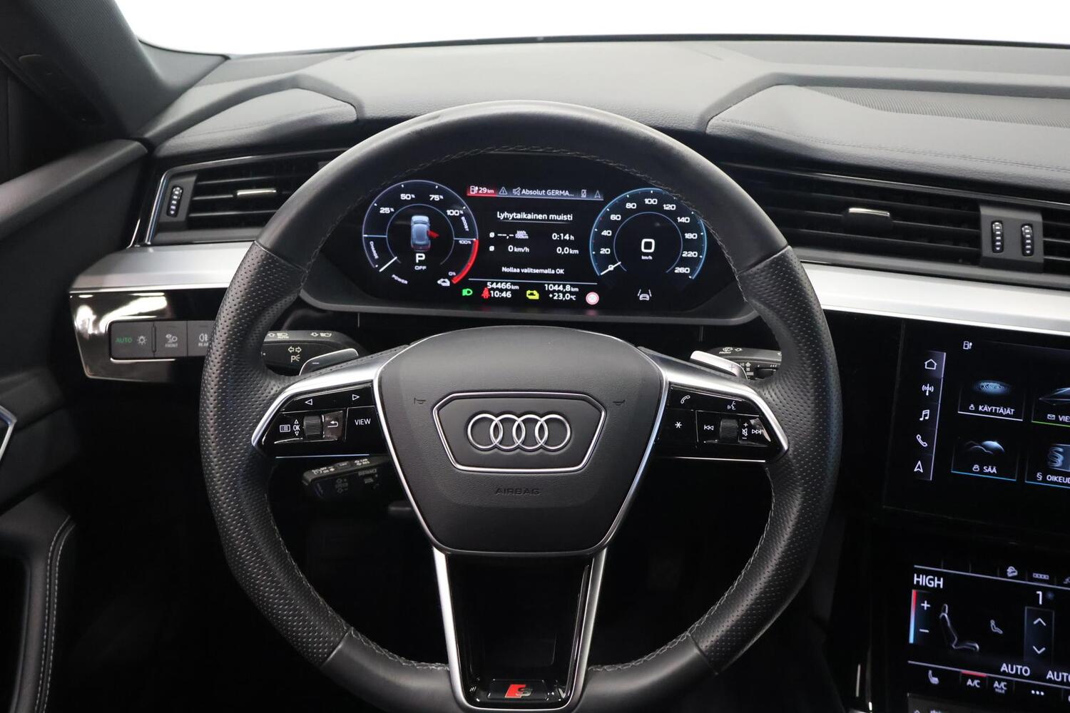 Audi e-tron vaihtoauto