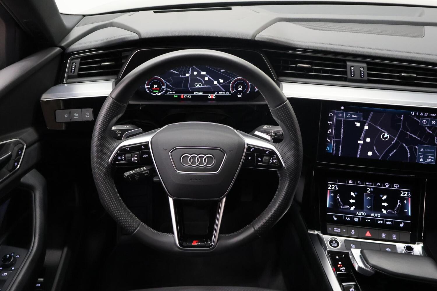 Audi e-tron vaihtoauto