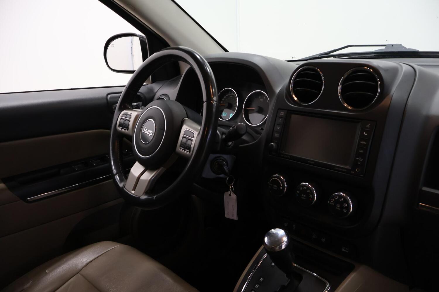 Jeep Compass vaihtoauto