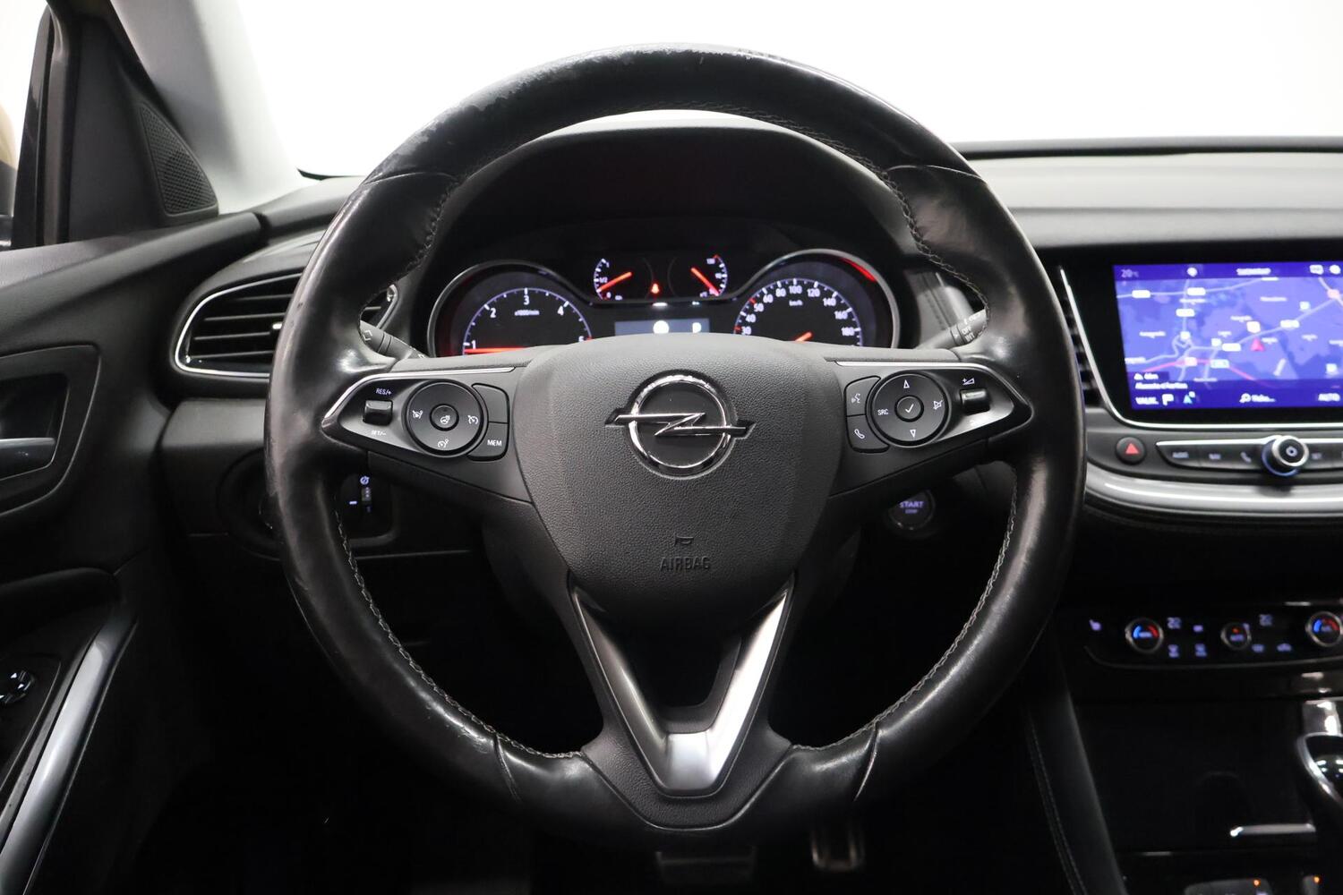 Opel Grandland X vaihtoauto