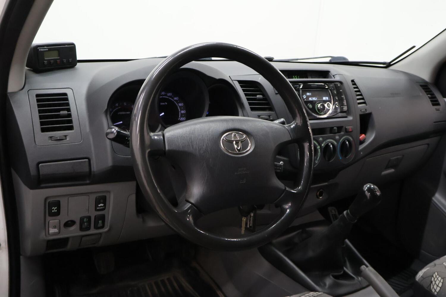 Toyota Hilux vaihtoauto