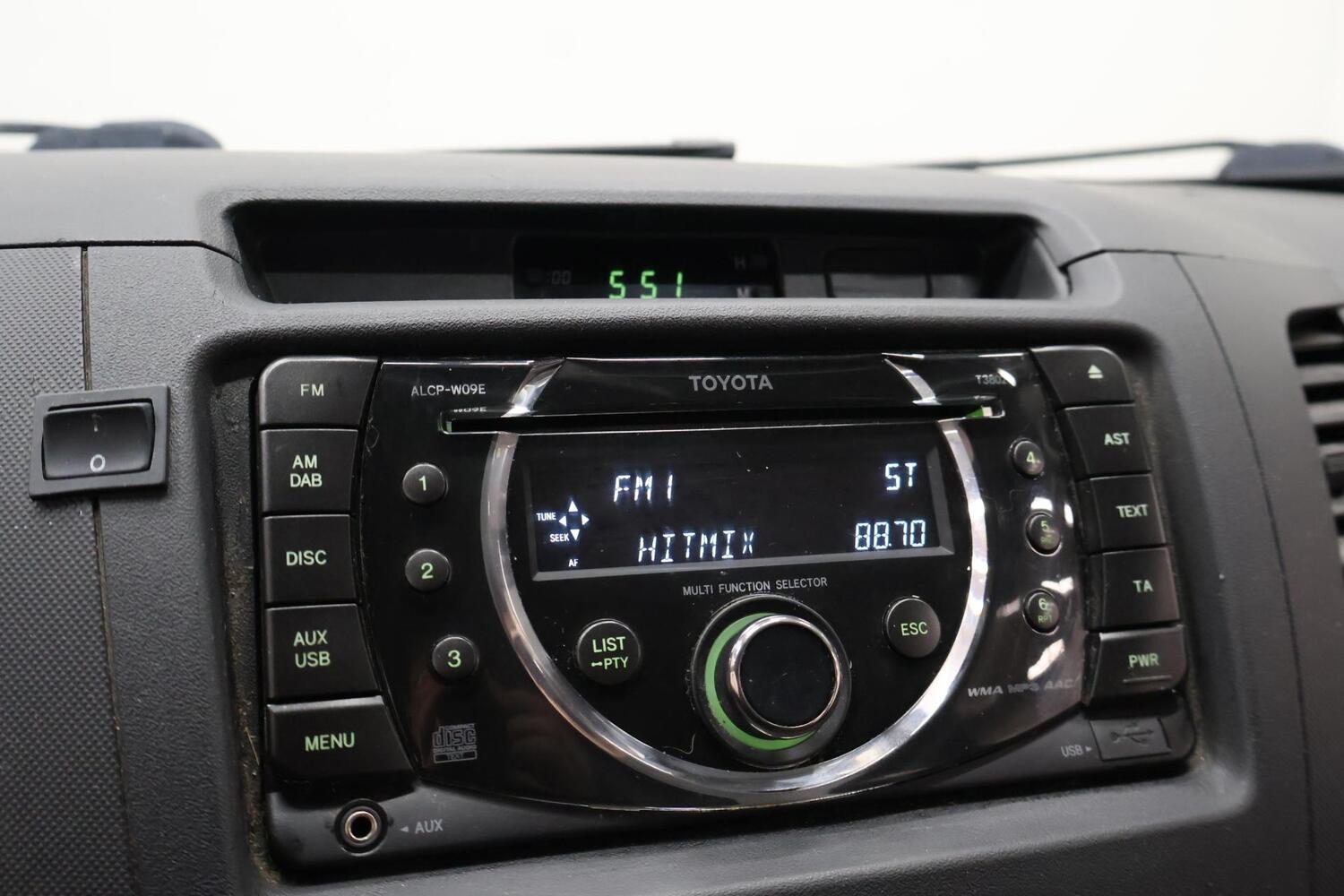 Toyota Hilux vaihtoauto