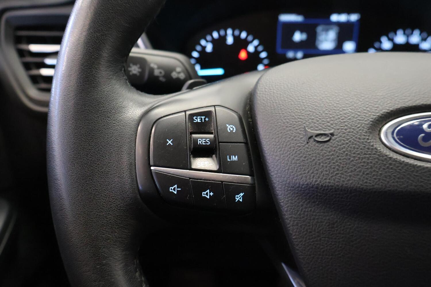Ford Kuga vaihtoauto