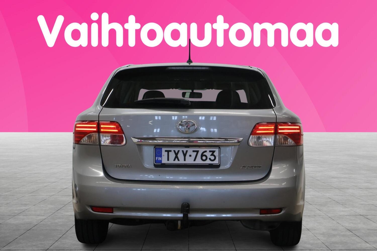 Toyota Avensis vaihtoauto