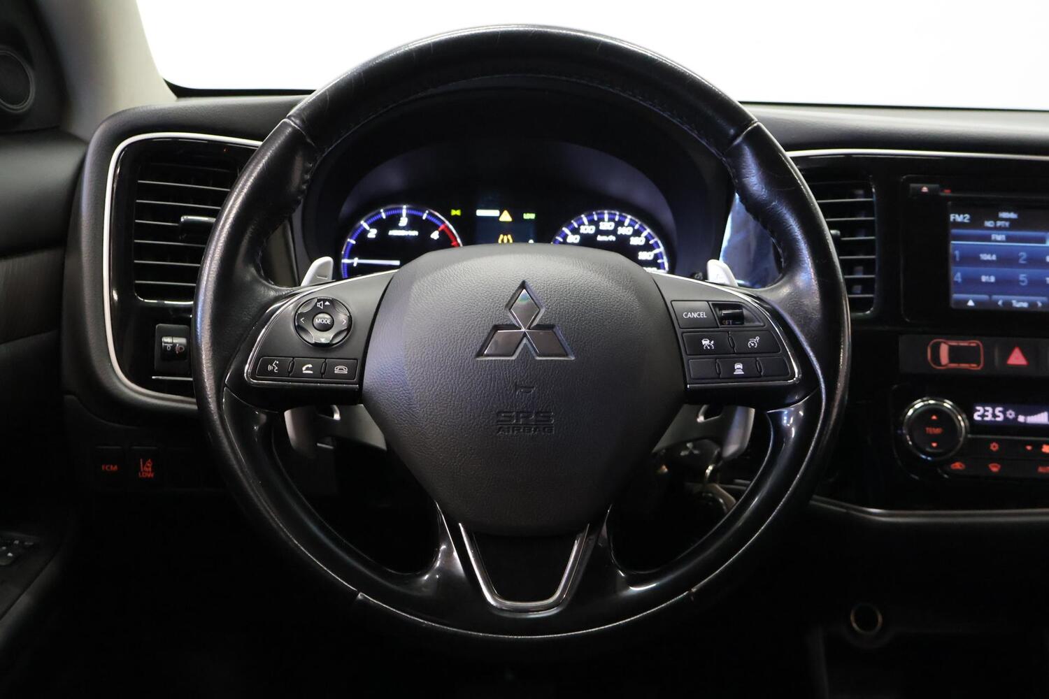 Mitsubishi Outlander vaihtoauto
