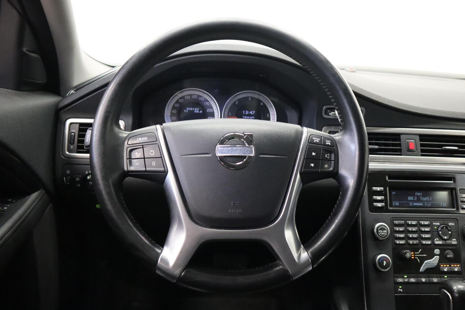 Volvo V70 vaihtoauto