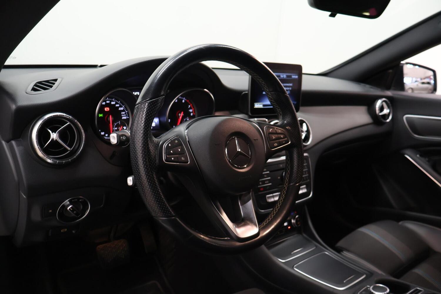 Mercedes-Benz CLA-sarja vaihtoauto
