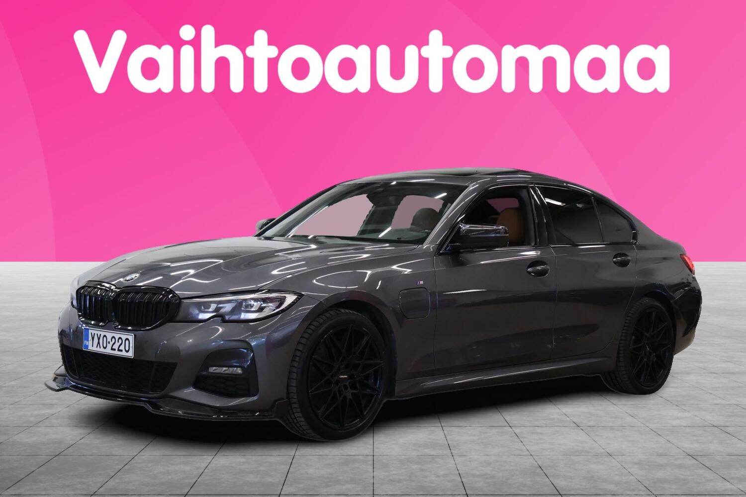 BMW 330 vaihtoauto