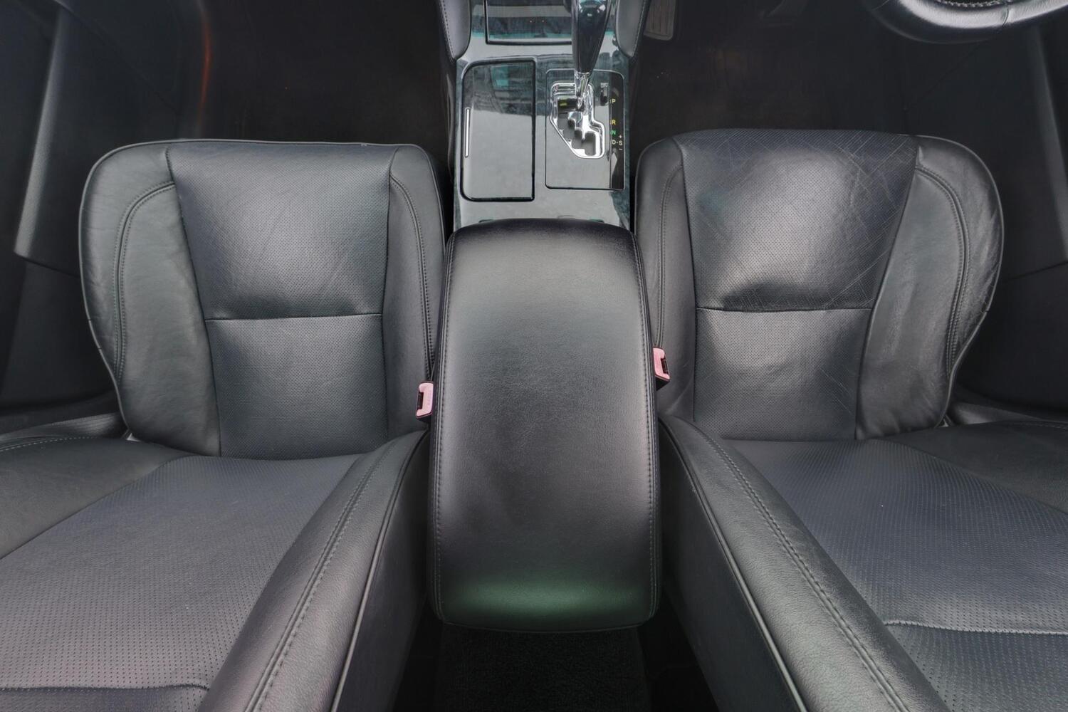 Toyota Crown vaihtoauto