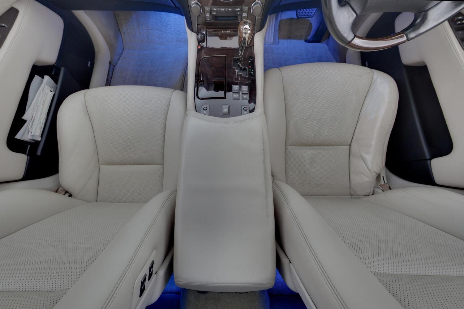 Lexus LS vaihtoauto