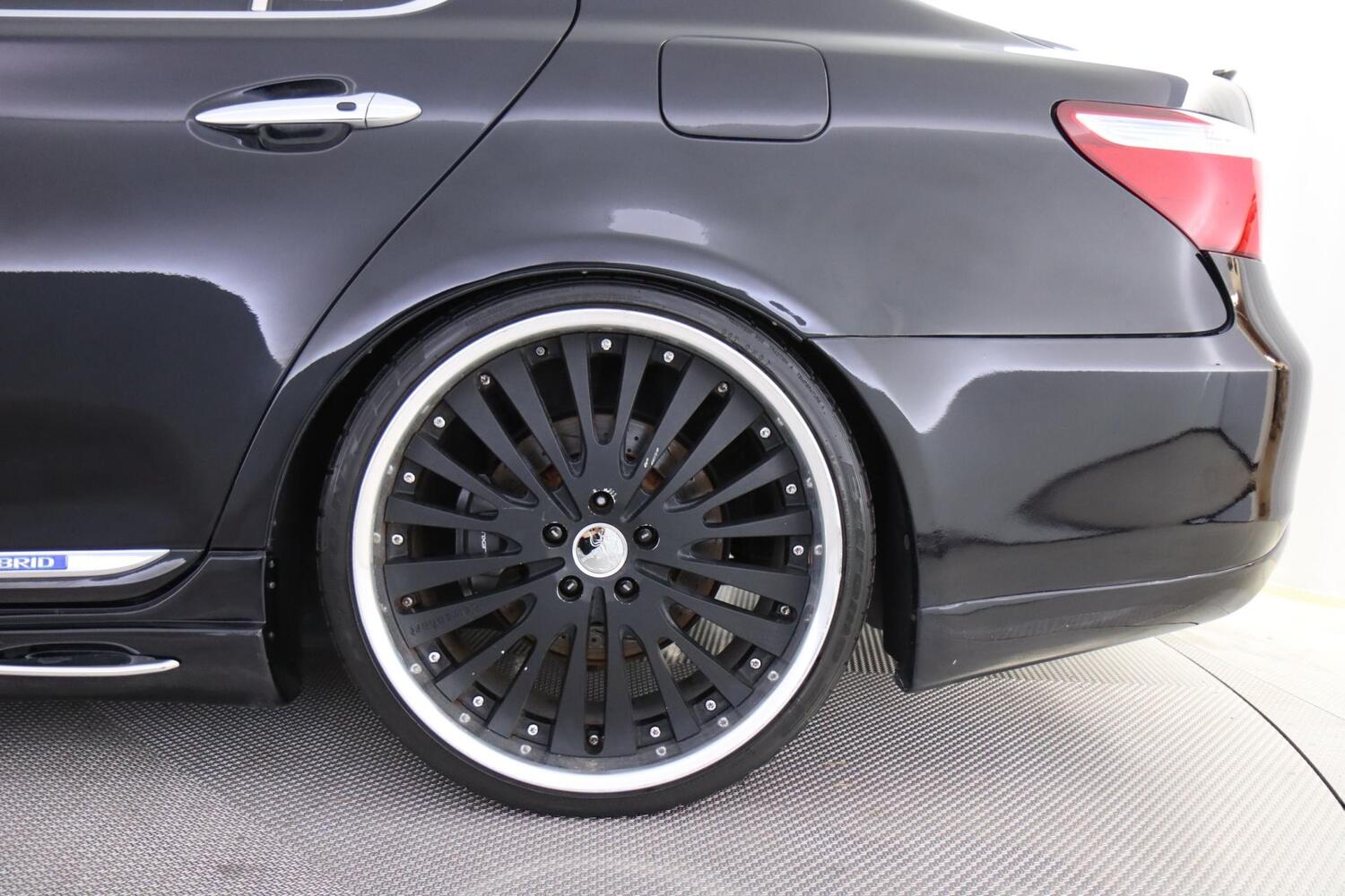 Lexus LS vaihtoauto