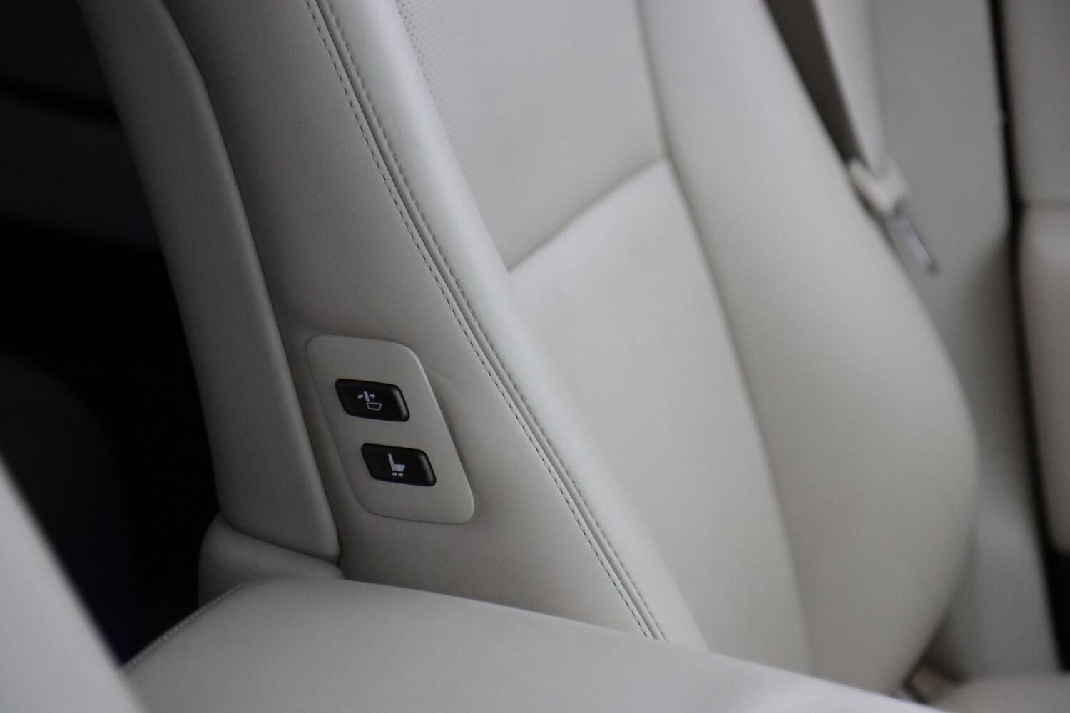 Lexus LS vaihtoauto