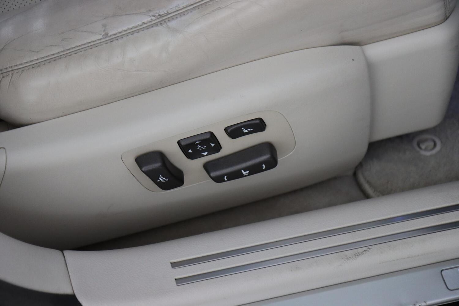 Lexus LS vaihtoauto